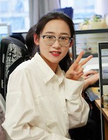 李逸菲