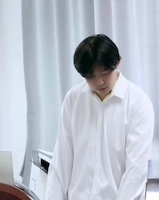 李康